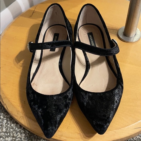 Ava and Aiden Black Velvet Flats 7 - Picture 5 of 8